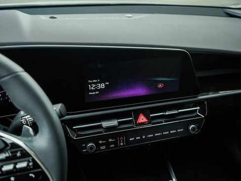 New 2026 Kia Niro Wind FWD image 24