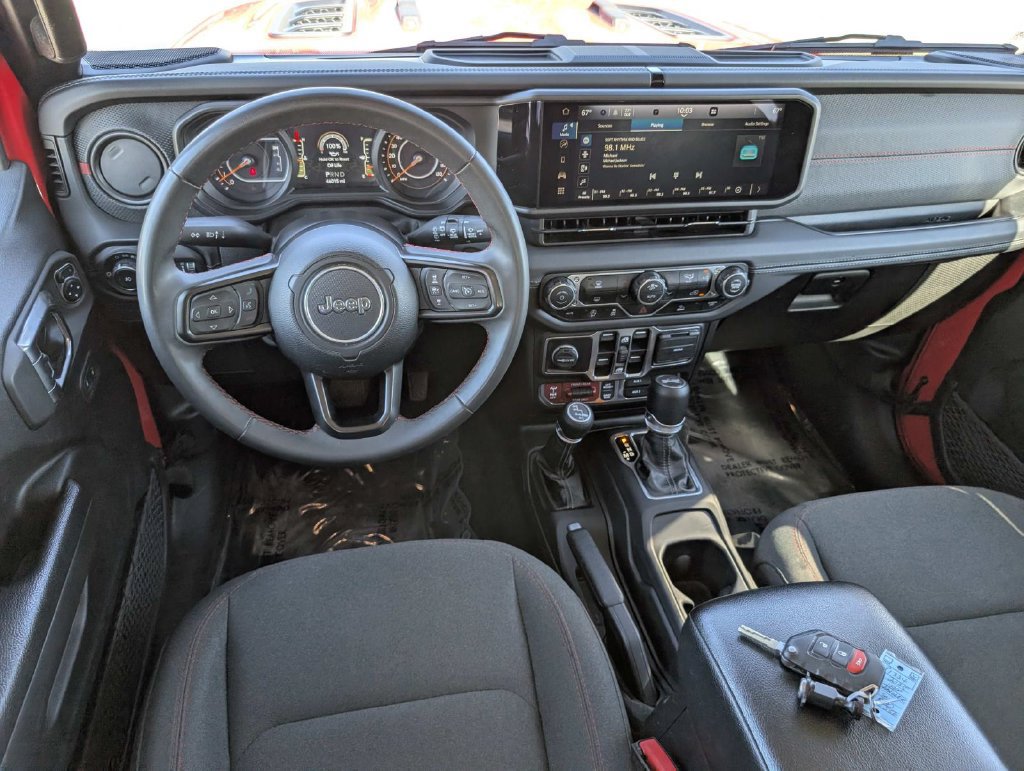 Used 2025 Jeep Wrangler Unlimited Rubicon AWD/4WD image 20