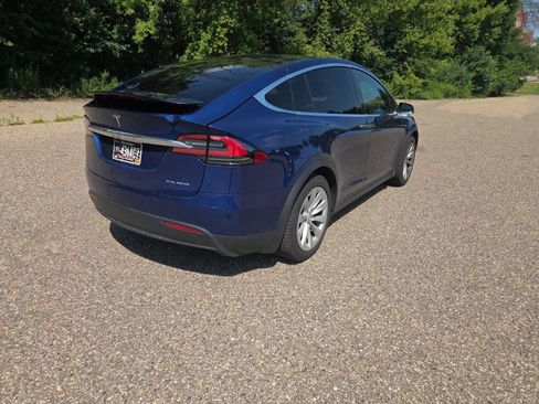 Used 2019 Tesla Model X AWD/4WD image 15