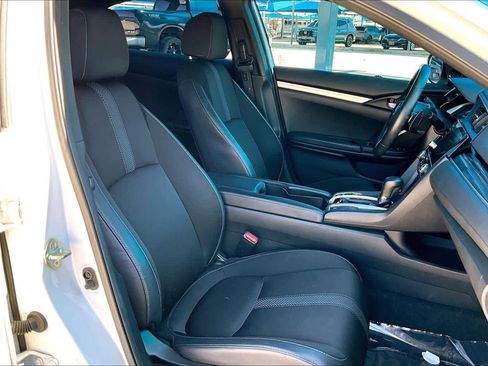 Used 2020 Honda Civic Sport image 9