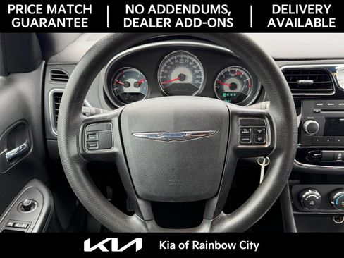 Used 2011 Chrysler 200 LX FWD image 25