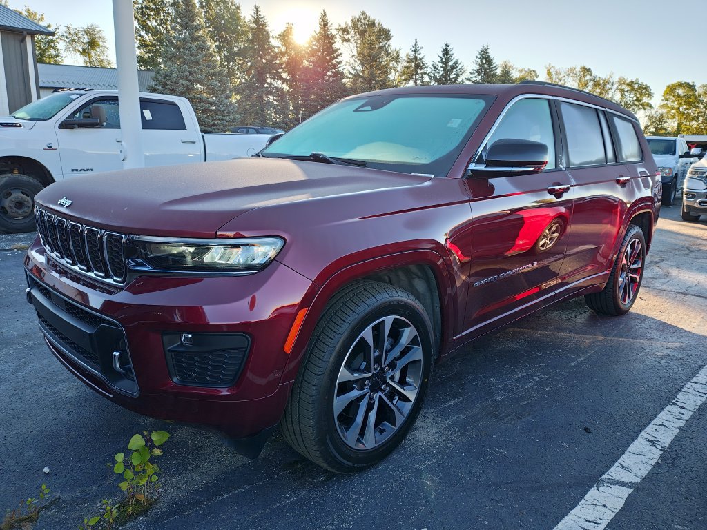 Used 2022 Jeep Grand Cherokee L Overland AWD/4WD image 1