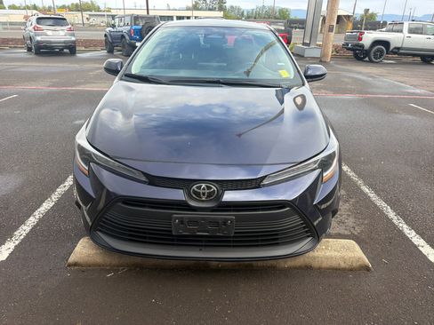 Used 2024 Toyota Corolla LE FWD image 2