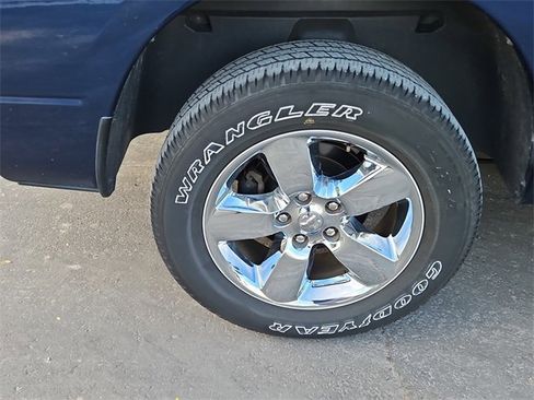 Used 2019 RAM 1500 Big Horn image 5