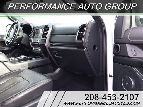 Used 2021 Ford Expedition Limited image 6