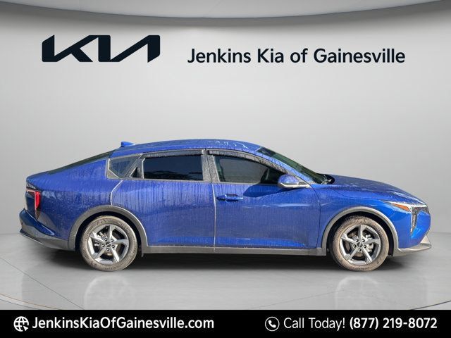 Used 2025 Kia K4 FWD image 8