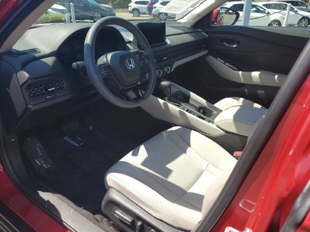 Certified 2023 Honda Accord EX image 17
