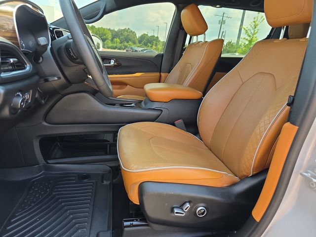 Used 2022 Chrysler Pacifica Pinnacle FWD image 10