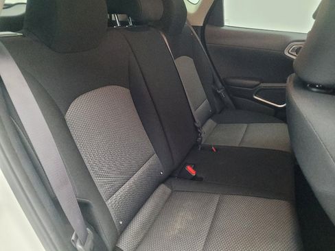 Used 2020 Kia Soul LX FWD image 19