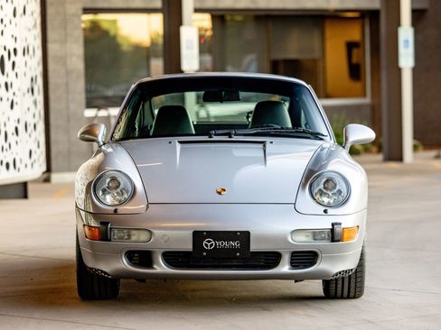 Used 1998 Porsche 911 Carrera S image 4
