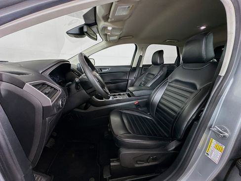 Used 2023 Ford Edge SEL image 13