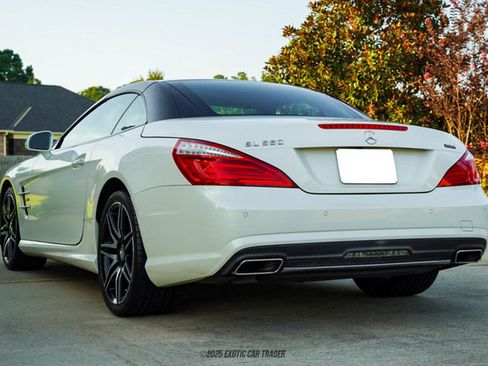 Used 2015 Mercedes-Benz SL 550 image 17