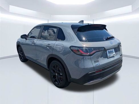 Used 2025 Honda HR-V Sport image 5