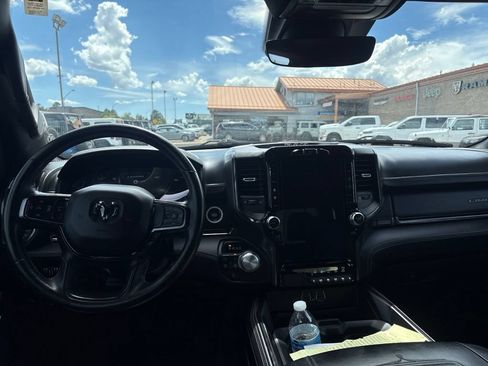 Used 2023 RAM 1500 Limited AWD/4WD image 3