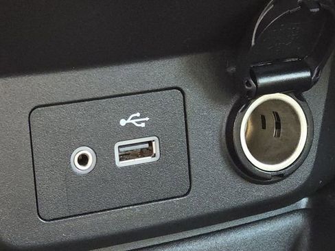 Used 2020 Nissan Rogue SV AWD/4WD image 6