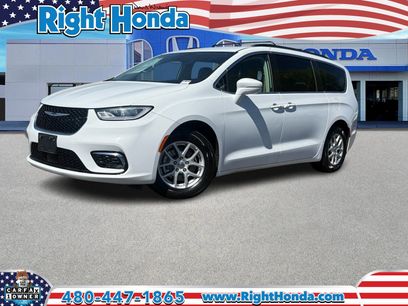 Used 2022 Chrysler Pacifica Touring-L