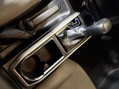 Used 2017 Toyota Tacoma SR5 image 15