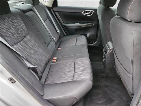 Used 2019 Nissan Sentra SV image 18