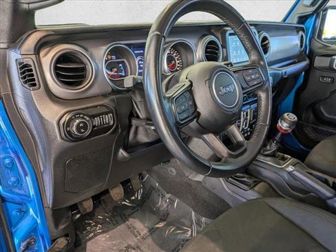 Used 2021 Jeep Gladiator Sport image 10