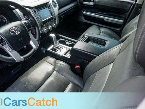 Used 2016 Toyota Tundra SR5 w/ SR5 Upgrade Package image 18