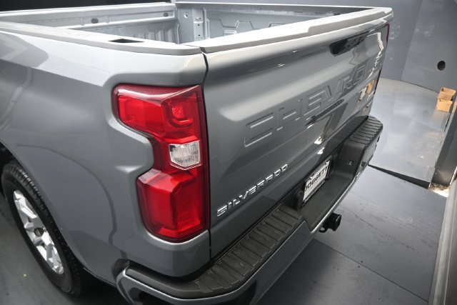 Used 2026 Chevrolet Silverado 1500 RST RWD image 23