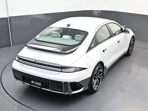 Certified 2023 Hyundai Ioniq 6 Limited RWD image 17