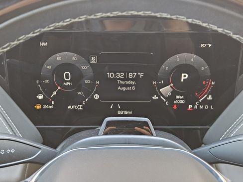 Used 2026 GMC Yukon Denali Ultimate AWD/4WD image 18