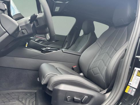 Used 2025 BMW i5 eDrive40i w/ Premium Package image 20