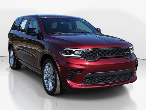 Used 2023 Dodge Durango GT image 2