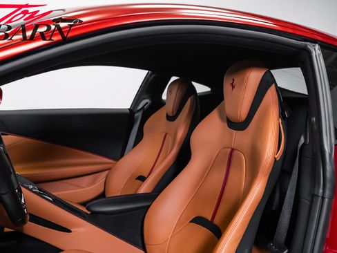 Used 2022 Ferrari Roma RWD image 24