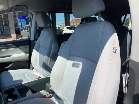 Used 2020 Honda Odyssey LX image 9