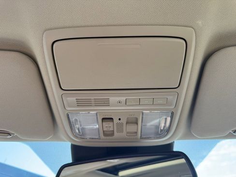 Used 2016 Honda CR-V Touring image 19