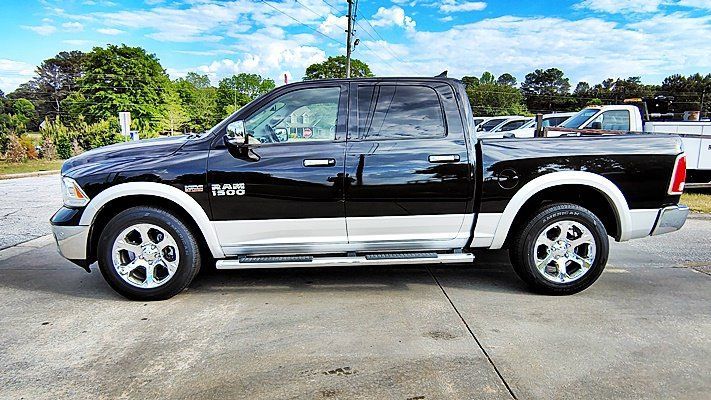 Used 2015 RAM 1500 Laramie w/ Convenience Group AWD/4WD image 6