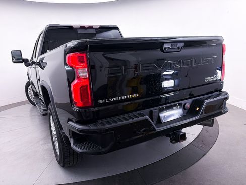Used 2022 Chevrolet Silverado 2500 High Country AWD/4WD image 13