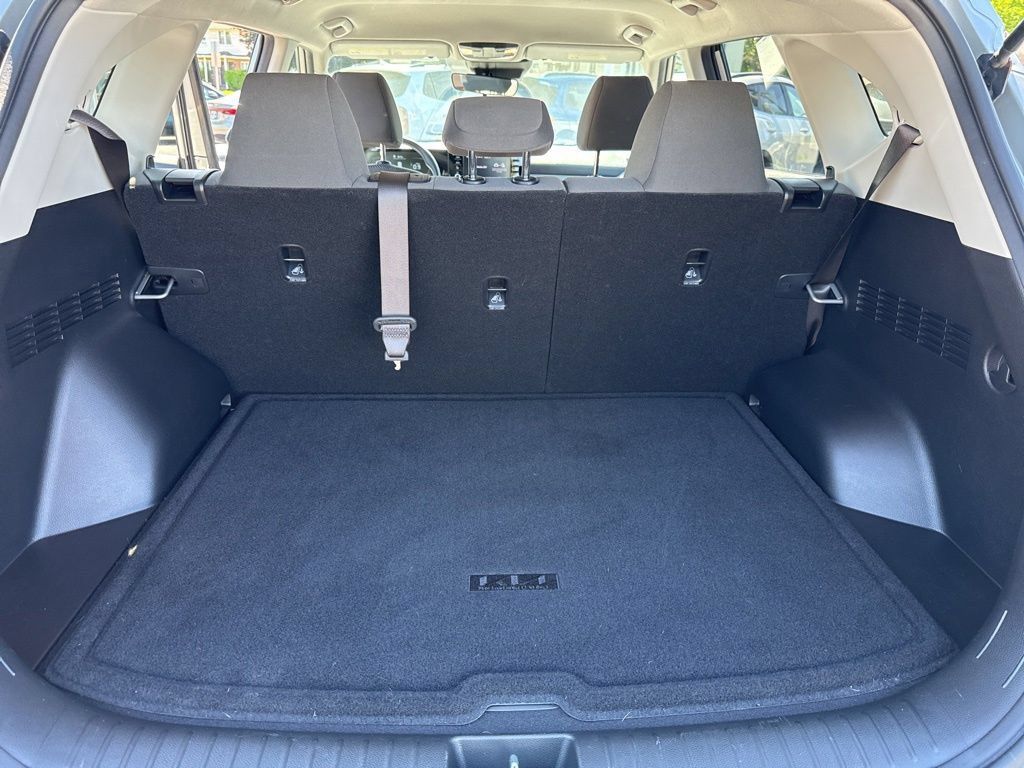 Certified 2024 Kia Seltos LX AWD/4WD image 16