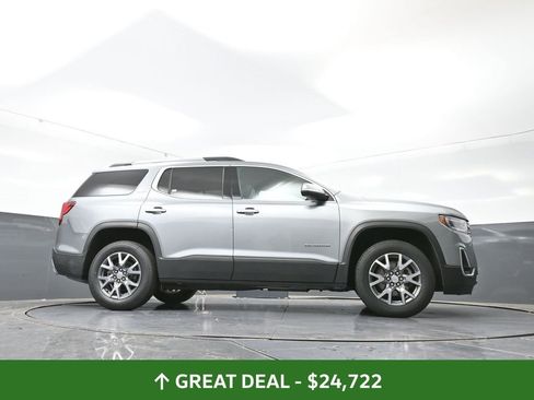 Used 2023 GMC Acadia SLT image 54