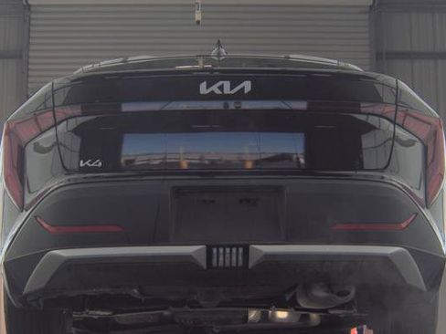 Used 2025 Kia K4 LXS image 6
