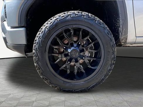 Used 2023 GMC Sierra 1500 Elevation image 21