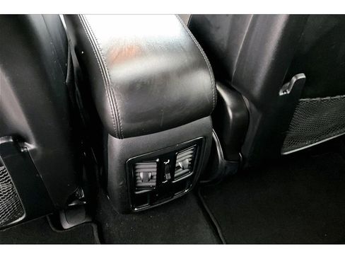 Used 2021 Jeep Grand Cherokee Laredo X image 30