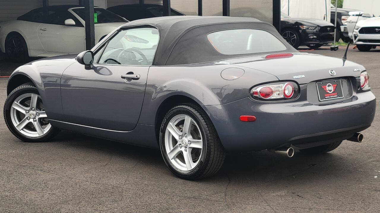 Used 2007 MAZDA MX-5 Miata Sport RWD image 15