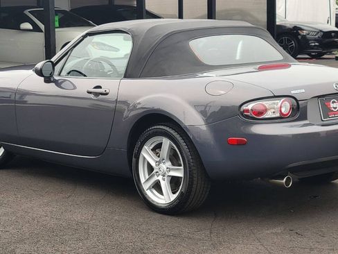 Used 2007 MAZDA MX-5 Miata Sport RWD image 15