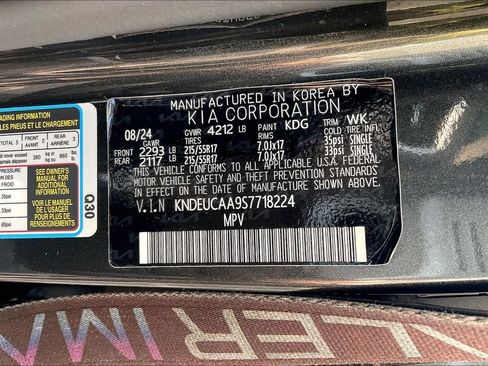 Used 2025 Kia Seltos S AWD/4WD image 32