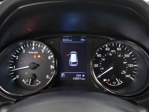 Used 2020 Nissan Rogue SV AWD/4WD image 29