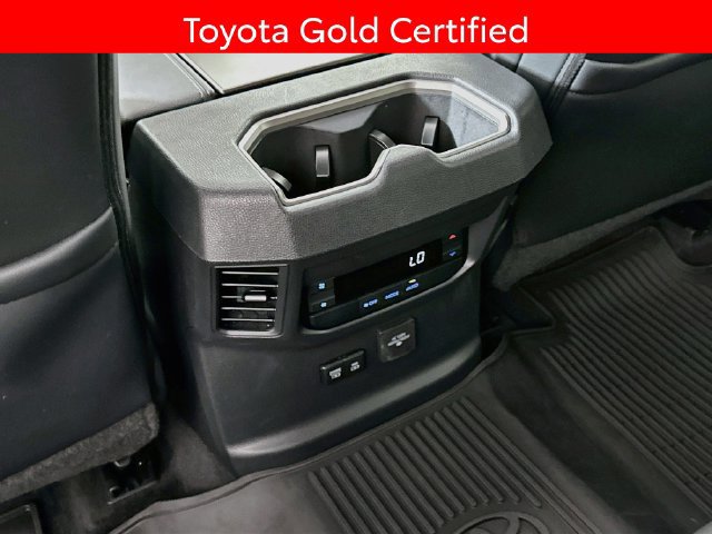 Used 2024 Toyota Sequoia SR5 AWD/4WD image 28