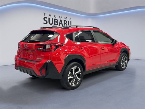 Used 2024 Subaru Crosstrek 2.0i Premium image 4