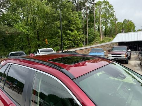 Used 2023 Toyota RAV4 XLE Premium AWD/4WD image 98