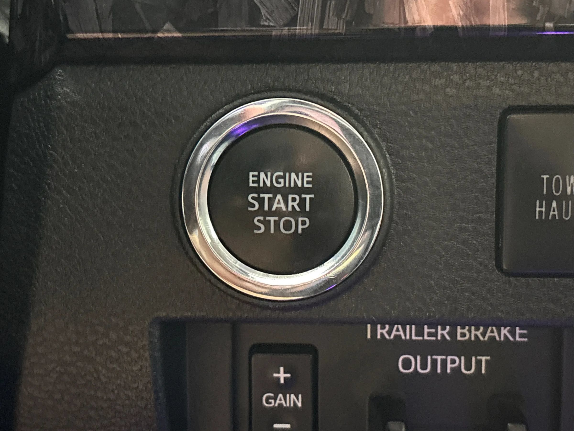 Used 2020 Toyota Tundra Platinum AWD/4WD image 37