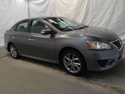 Used 2015 Nissan Sentra SR image 11