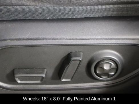 Used 2023 Jeep Grand Cherokee L Laredo AWD/4WD image 23