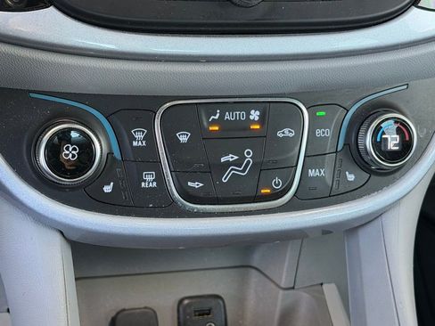 Used 2018 Chevrolet Volt LT w/ LT Driver Confidence Package image 26